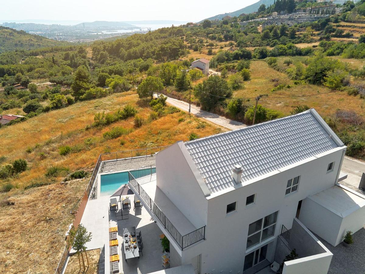 Design Villa Clavis-Brand New Villa With A View Klis Extérieur photo